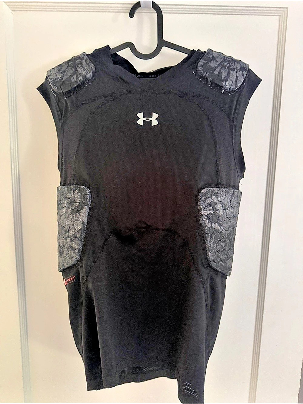Under Armour HeatGear Gameday Armour Pro Padded Compression Shirt Black Medium
